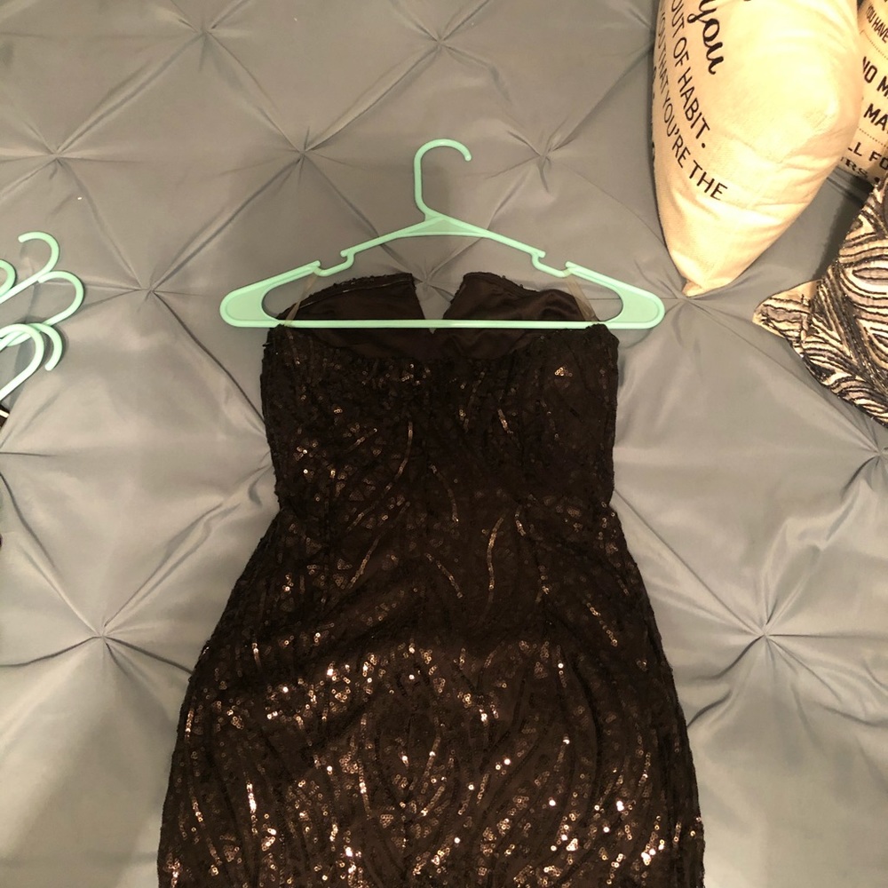Black sequin dress - Picture 2 of 3